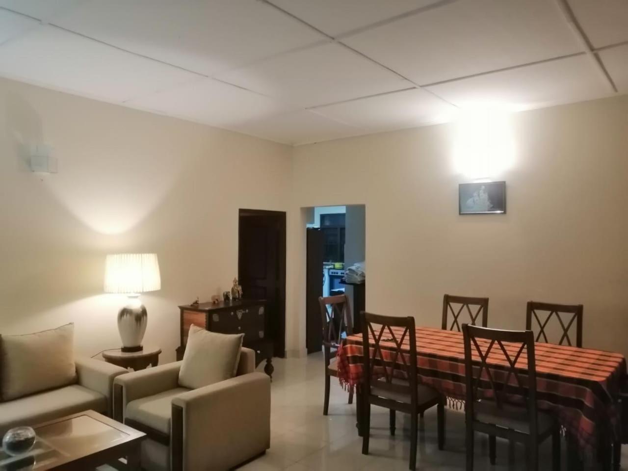 Nalendra Villa - Oceanfront Hikkaduwa Zewnętrze zdjęcie