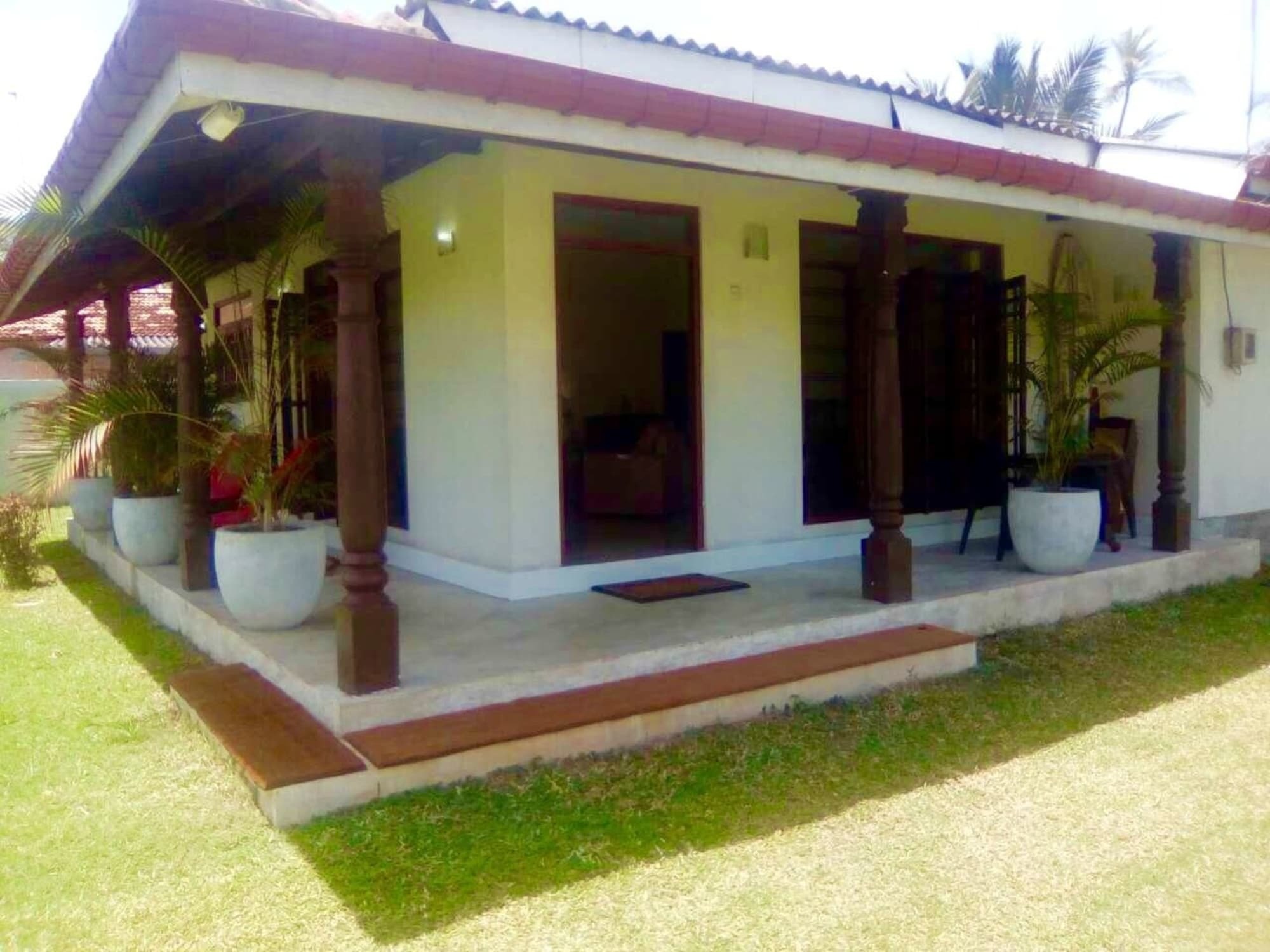 Nalendra Villa - Oceanfront Hikkaduwa Zewnętrze zdjęcie